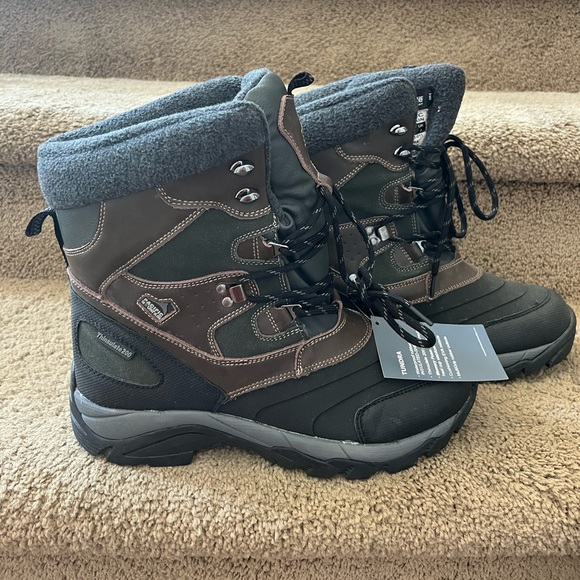 Brand new! Pacific Mountain Tundra Boot - Picture 2 of 4